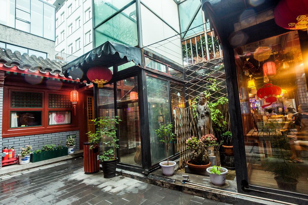 Happy Dragon Courtyard Hostel Beijing Exterior photo