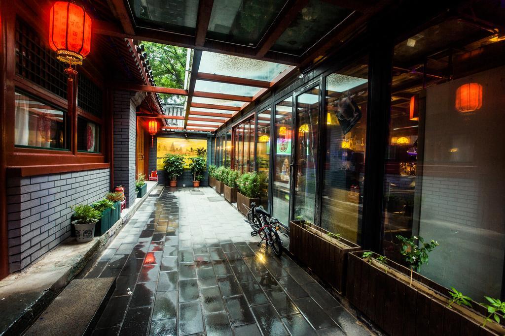 Happy Dragon Courtyard Hostel Beijing Exterior photo