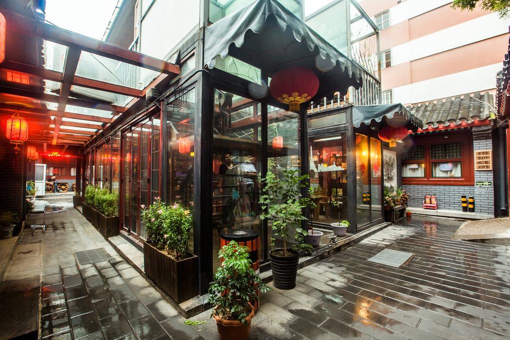 Happy Dragon Courtyard Hostel Beijing Exterior photo