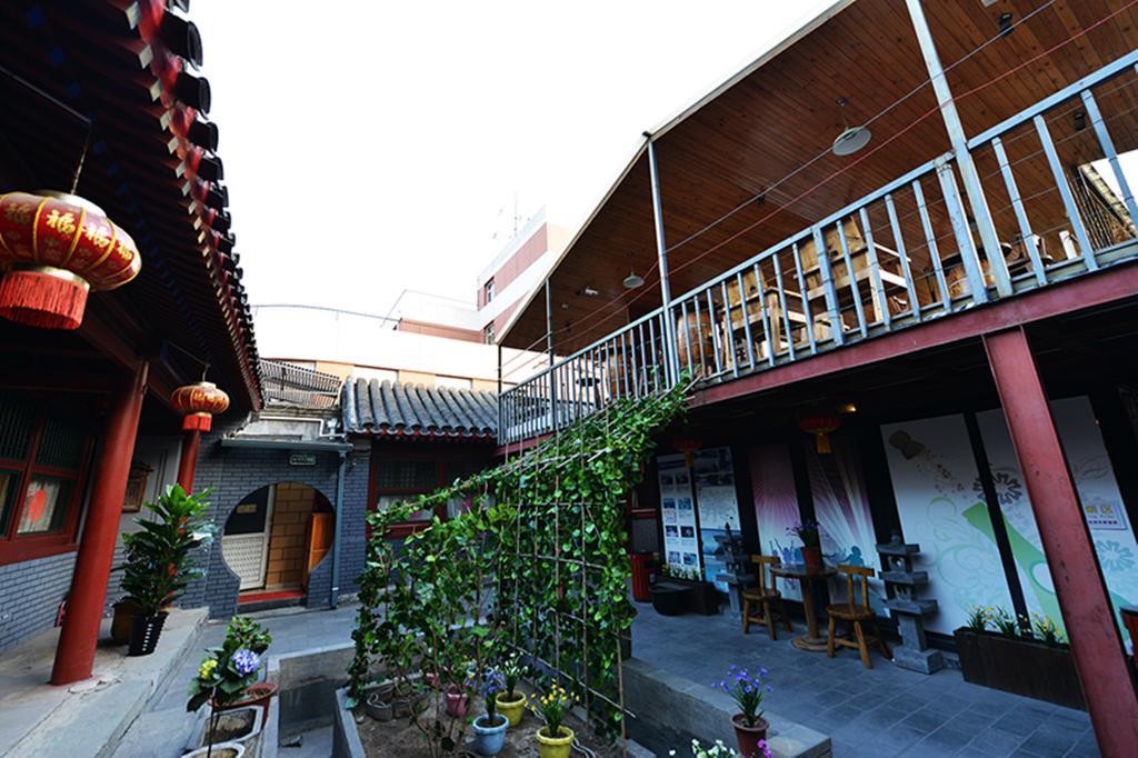 Happy Dragon Courtyard Hostel Beijing Exterior photo